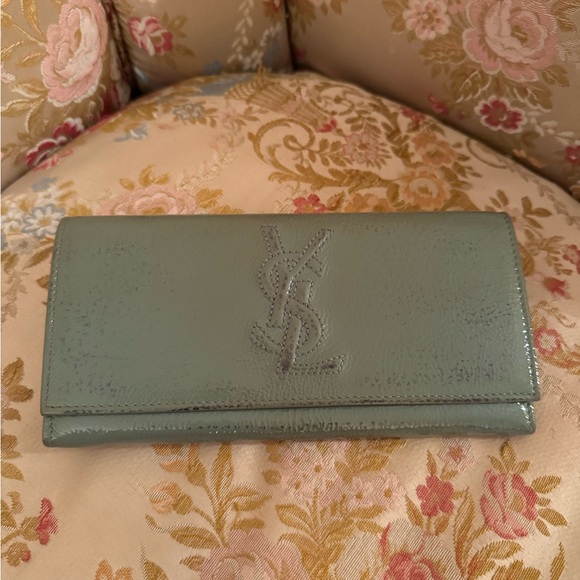 Yves Saint Laurent Mint Leather Wallet - Picture 11 of 16